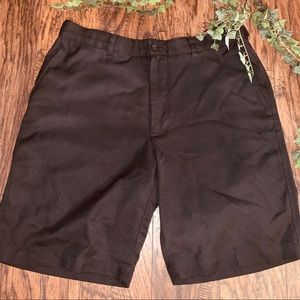 Men’s PGA Tour black Shorts